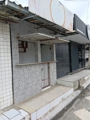 Vendo ou alugo ponto comercial na principal do coqueiral
