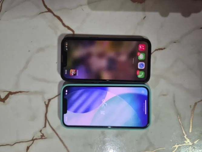 ? Vendo 2 iPhones