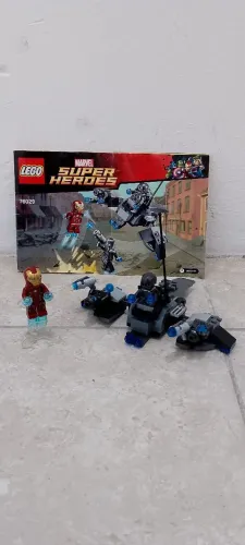 Marvel lego homem de ferro vs ultron