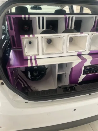 Som automotivo