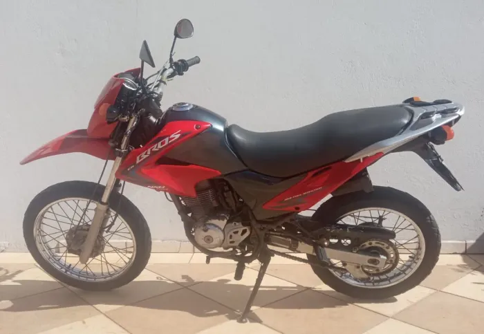 Moto Honda Bros 150 cc 2012