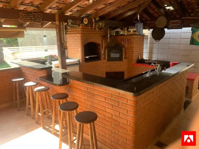 Chácara à venda com salão comercial e casa com 2 quartos e 10 vagas no Jardim Marajoara em