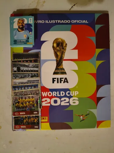 100 figurinhas avulsas copa 2026 com álbum capa dura