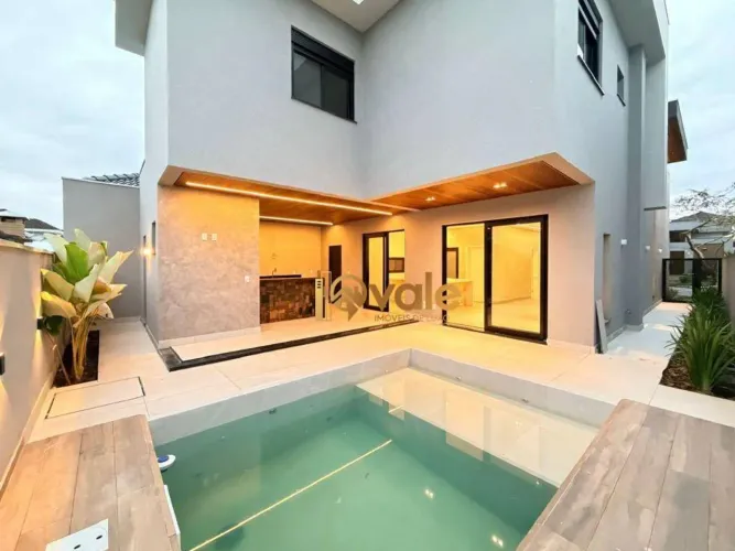 Casa à venda 4 quartos Altos da Serra piscina privativa