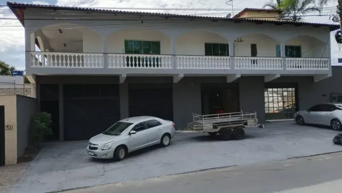 ALUGUEL FACITITADO - SOBRADO AMPLO E COM EXCELENTE ACABAMENTO C/ 4 QUARTOS - SETOR NOVO HO