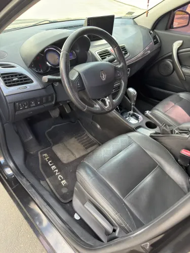Renault Fluence Sed. Dynamique 2.0 16V Flex Aut. 2016