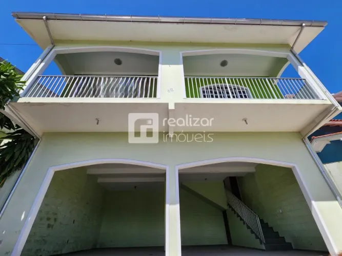 Casa com 3 quartos no bairro Forquilhinha, São José