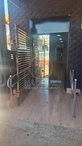 ÓTIMO SALÃO 80 M² , INSTALAÇÃO PRONTA PARA SALÃO DE BELEZA, ESCRITÓRIOS,WC ADAPTADO, PRÓXI
