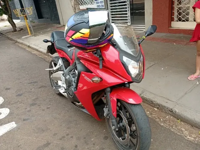 Honda CBR IMPECÁVEL 