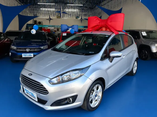 Ford Fiesta SEL 1.6 16V Flex Mec. 5P 2016