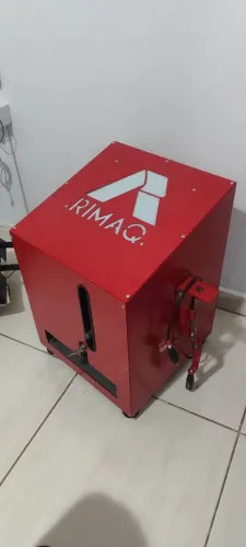 Fábrica de chinelo e estampas de camisa