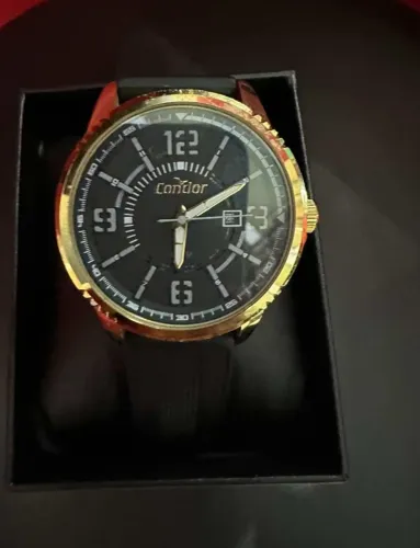 Relógio Condor Masculino Dourado Com Pulseira Silicone