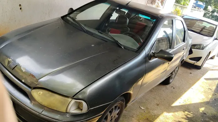 Fiat Siena 1.0 Mpi/ 500 1.0 MPI 2000