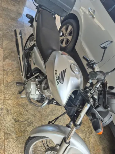 Vendo Titan KS 2007 Super Nova