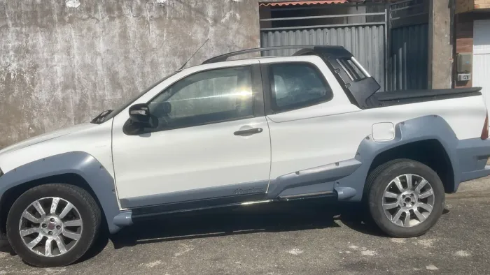 Fiat Strada Adventure1.8/ 1.8 Locker Flex CD 2013