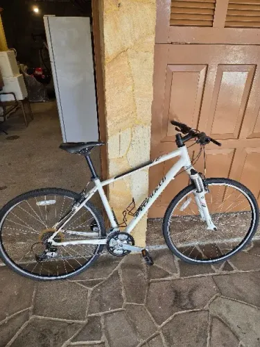 Bicicleta Specialized Ariel - Feminina - Aro 700