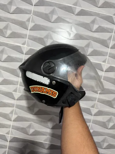 2 Capacetes quebra galho