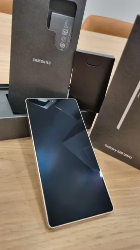 Galaxy S25 Ultra 5g, 256gb, 12gb, Câmera Quadrupla - Titânio Preto - Possuo NF