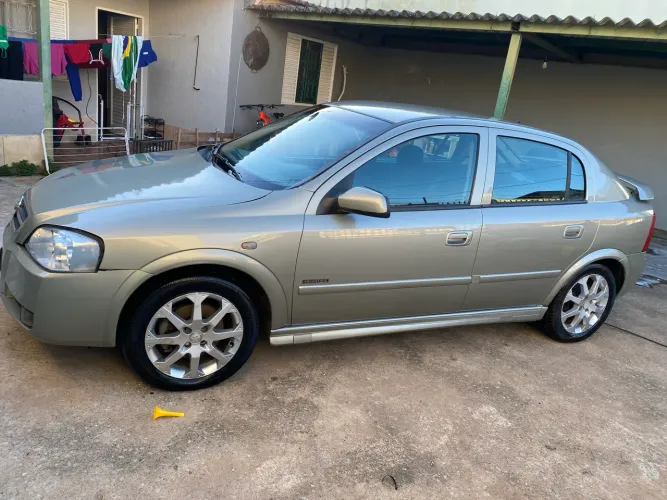 Chevrolet Astra Advantage 2.0 MPFI 8V Flexpower 5P 2011