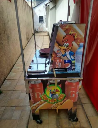 Carrinho de Hot Dog / Lanches em Inox - Semi-novo (Pouquíssimo Uso)