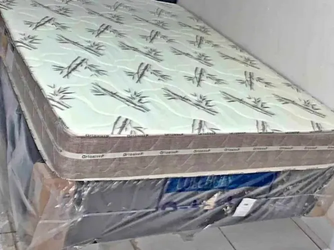 Colchão D33 e box casal 