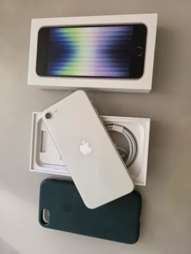 iPhone SE 2022 
