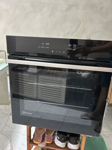 Forno Electrolux de embutir