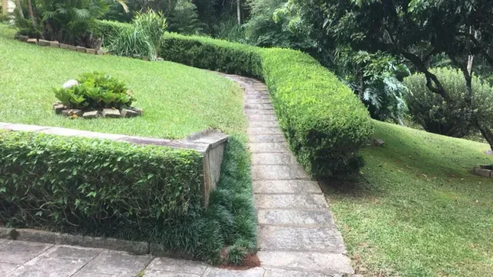 Jardineiro(a)  - Vaga no Sítio em Teresópolis - RJ