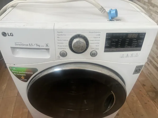 Lava e seca LG