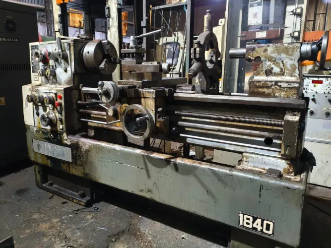Torno mecânico Clever L1840
