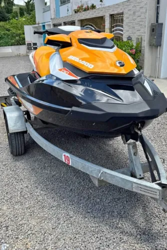 Vendo jet ski Seadoo 2019