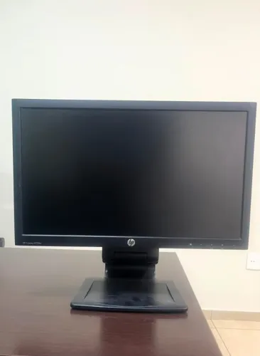 Monitor HP LA2206X