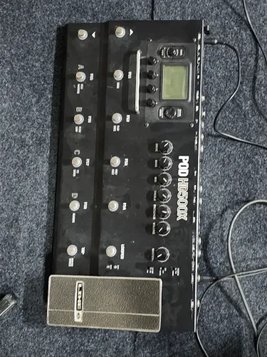 Guitarra e Pedaleira (POD HD500X)