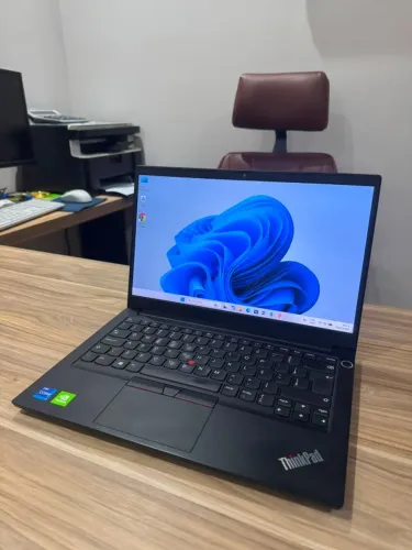 ThinkPad Core i7 11Gth 16gb ddr4 Nvidia MX450 2gb dedicada
