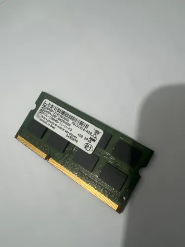 Memória DDR3 4 GB 2rx8
