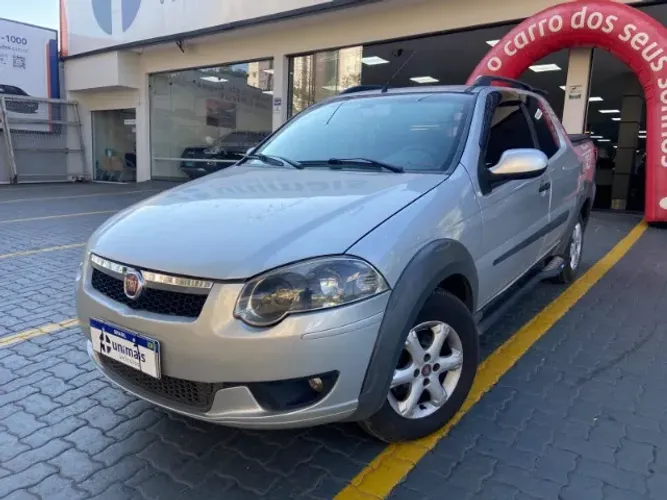 Fiat Strada Trekking 1.6 16V Flex CD 2014
