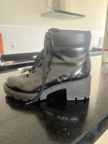 Bota sapatinho de luxo