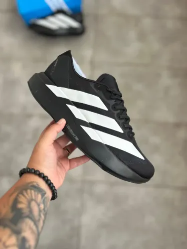 Tênis Adidas Adizero Evo SL Unissex Cor: Preta C/Listras Brancas - Disponível 34 AO 43
