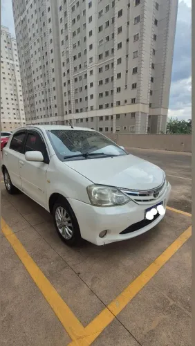 Toyota Etios XLS 1.5 Flex 16V 5P Mec. 2013