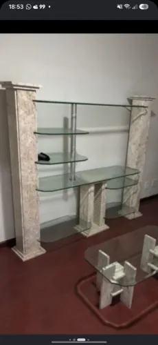 Estante de mármore (rack)