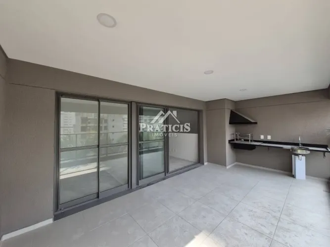 Luxuoso Apartamento em Vila Mariana: 4 Dormitórios, 2 Suítes e Piscina Infinita - R$ 2,4M.