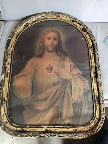 Antiguidades. Lindo  quadro coração de  Jesus. Muito antigo. Retirada em mãos. 