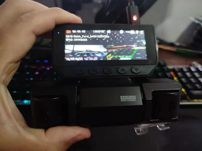 Dash Cam 360 com 3 Câmeras Full HD 