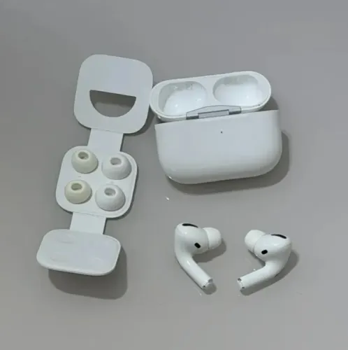 Apple Airpods Pro 1a Geração Fones De Ouvido (Usado)