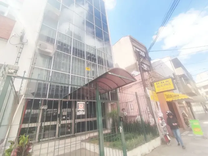 Imóvel para venda possui 40 metros quadrados em Bom Fim - Porto Alegre - RS