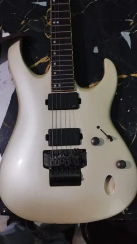 guitarra e pedaleira