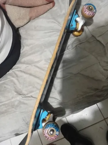 Skate semi nova