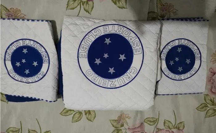 VENDO COLCHA DE CASAL DO CRUZEIRO