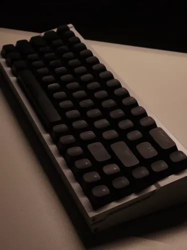 Teclado Magnético MG68 MAX