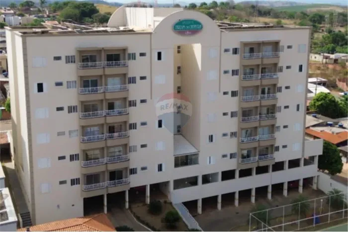 "Apartamento à venda com 2 dormitórios, infraestrutura completa e varanda com vista da Ser